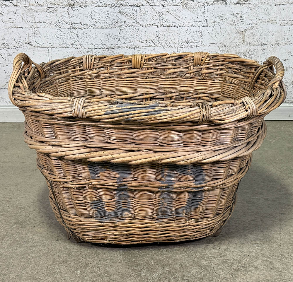 Champagne Basket