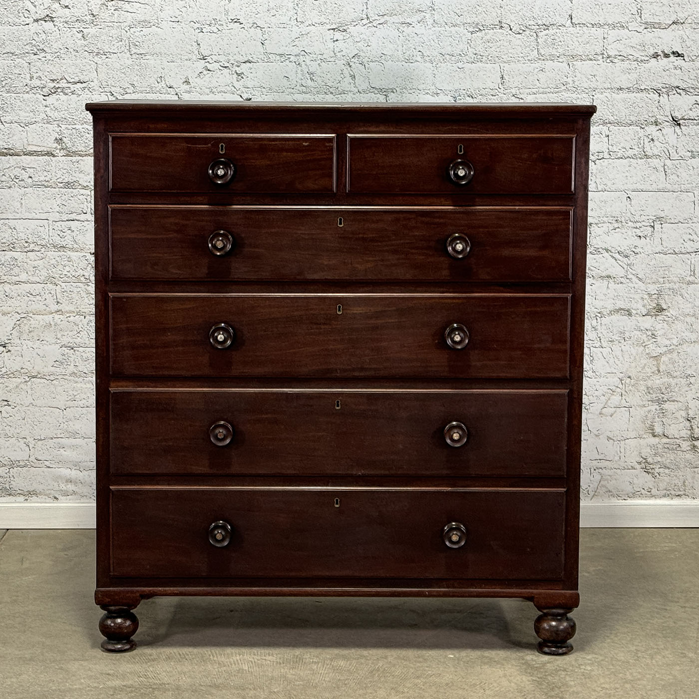 Antique Mahogany Chest of Drawers c.1850