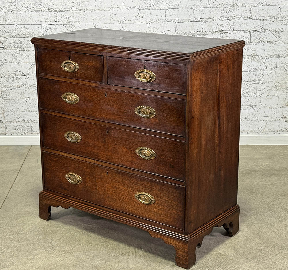 Antique English Oak Chest of Drawers c.1860