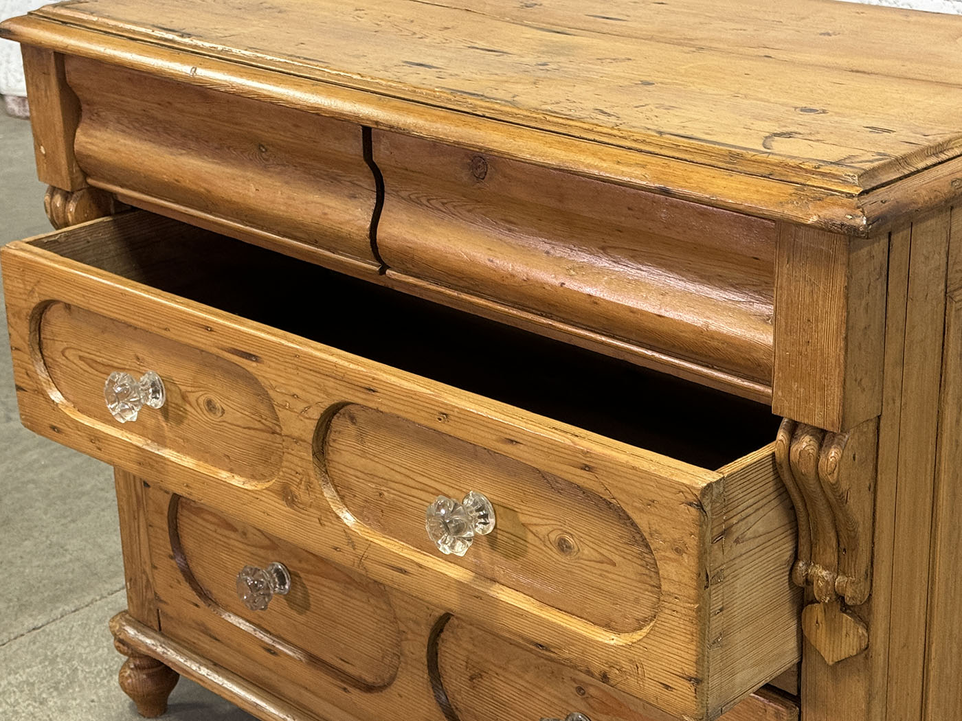 Antqiue European Pine Chest of Drawers c.1880