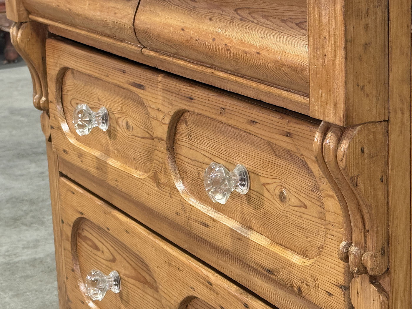 Antqiue European Pine Chest of Drawers c.1880
