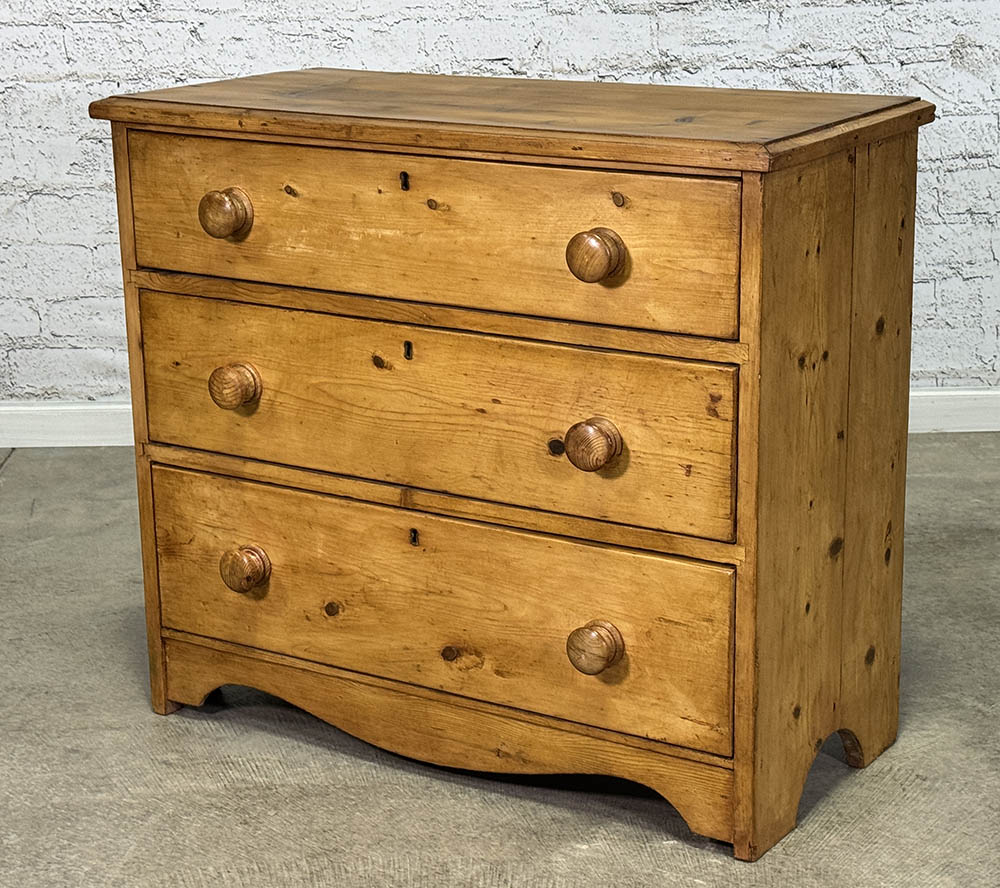 Antique English Pine Chest Of Drawers c.1880