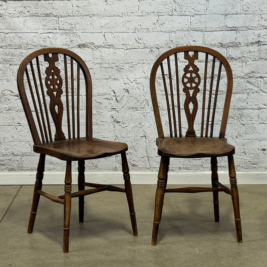 Antique Wheelback Windsor Side Chair