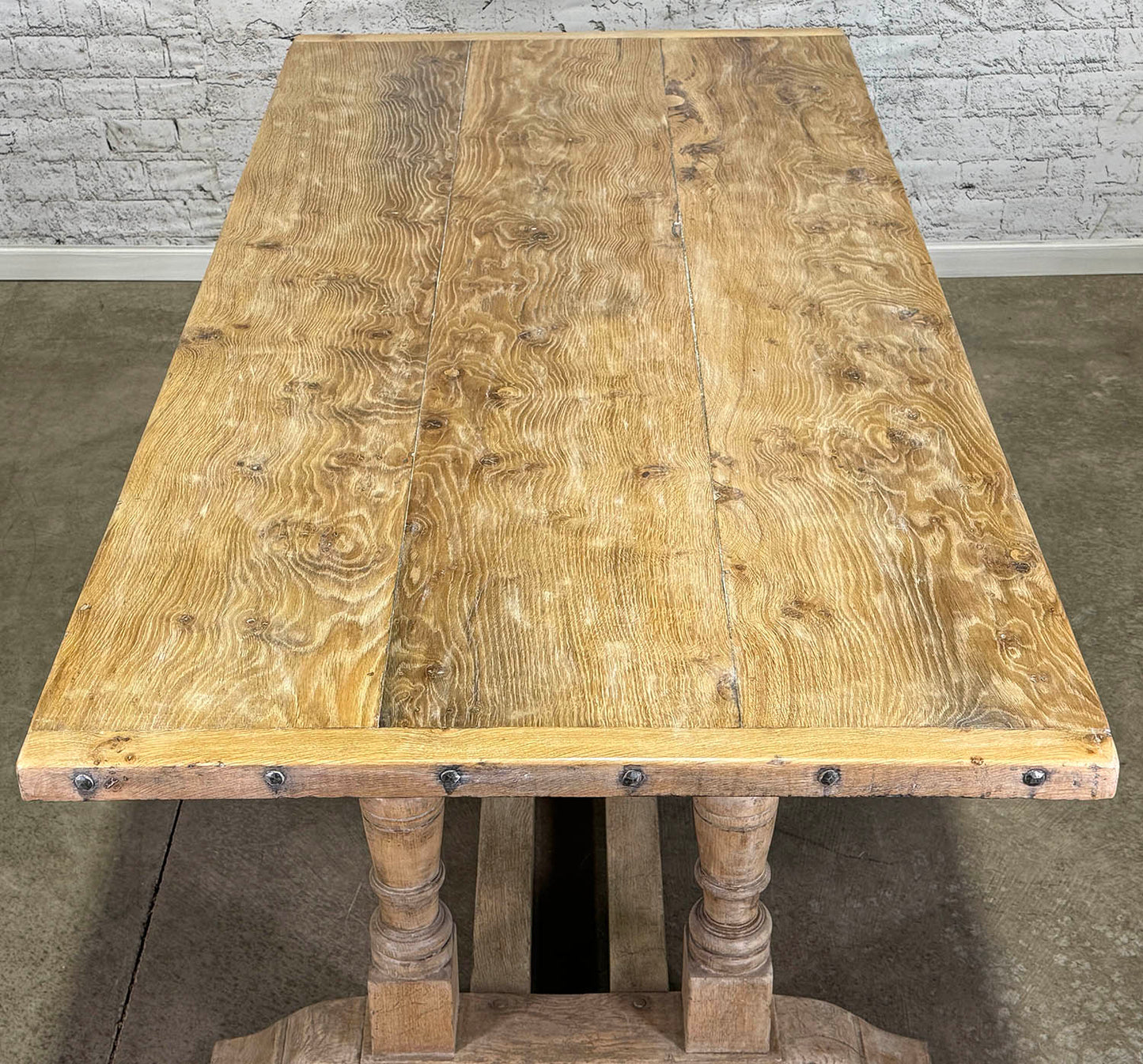 Antique Elm Tressle Table