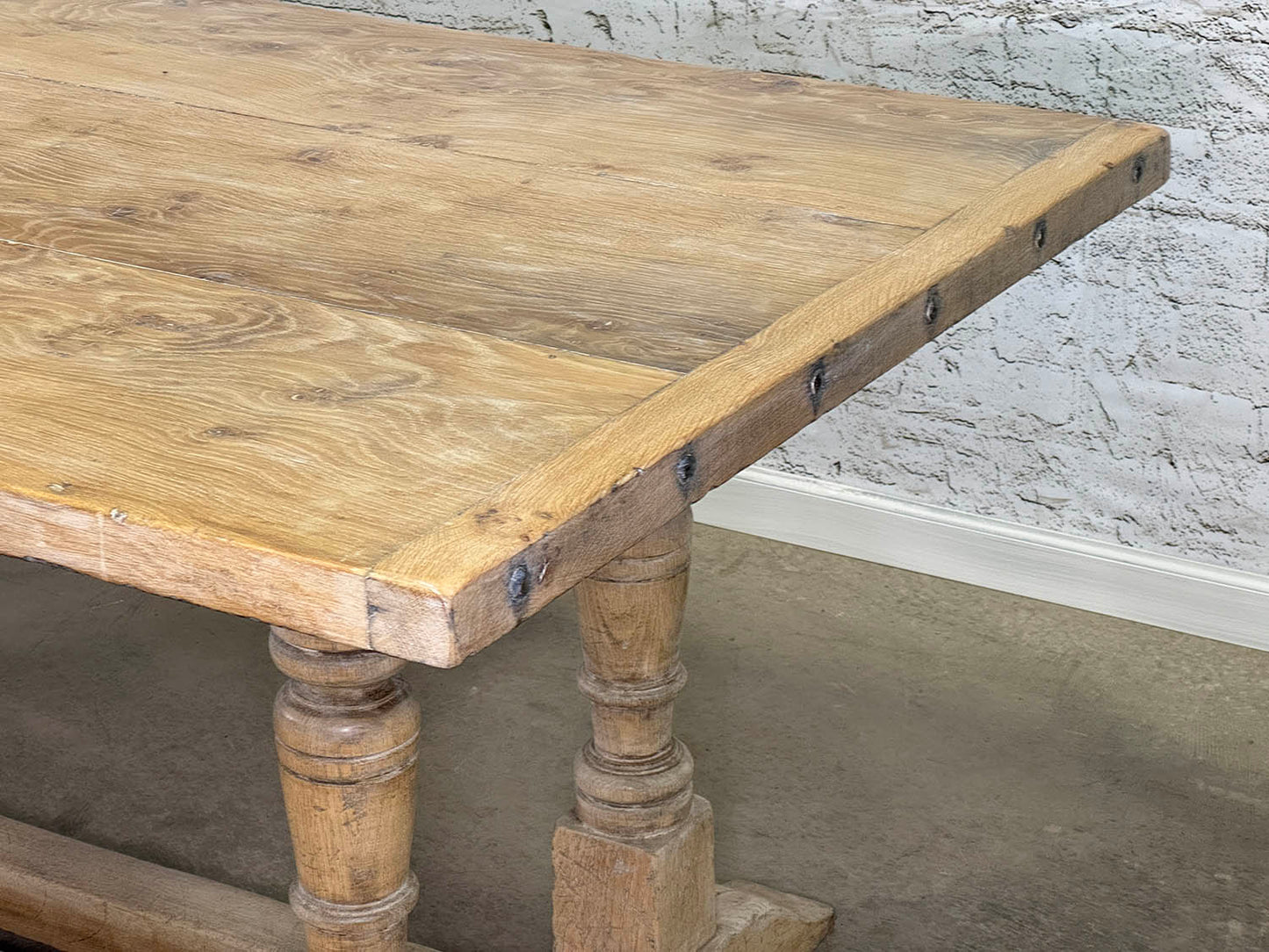 Antique Elm Tressle Table