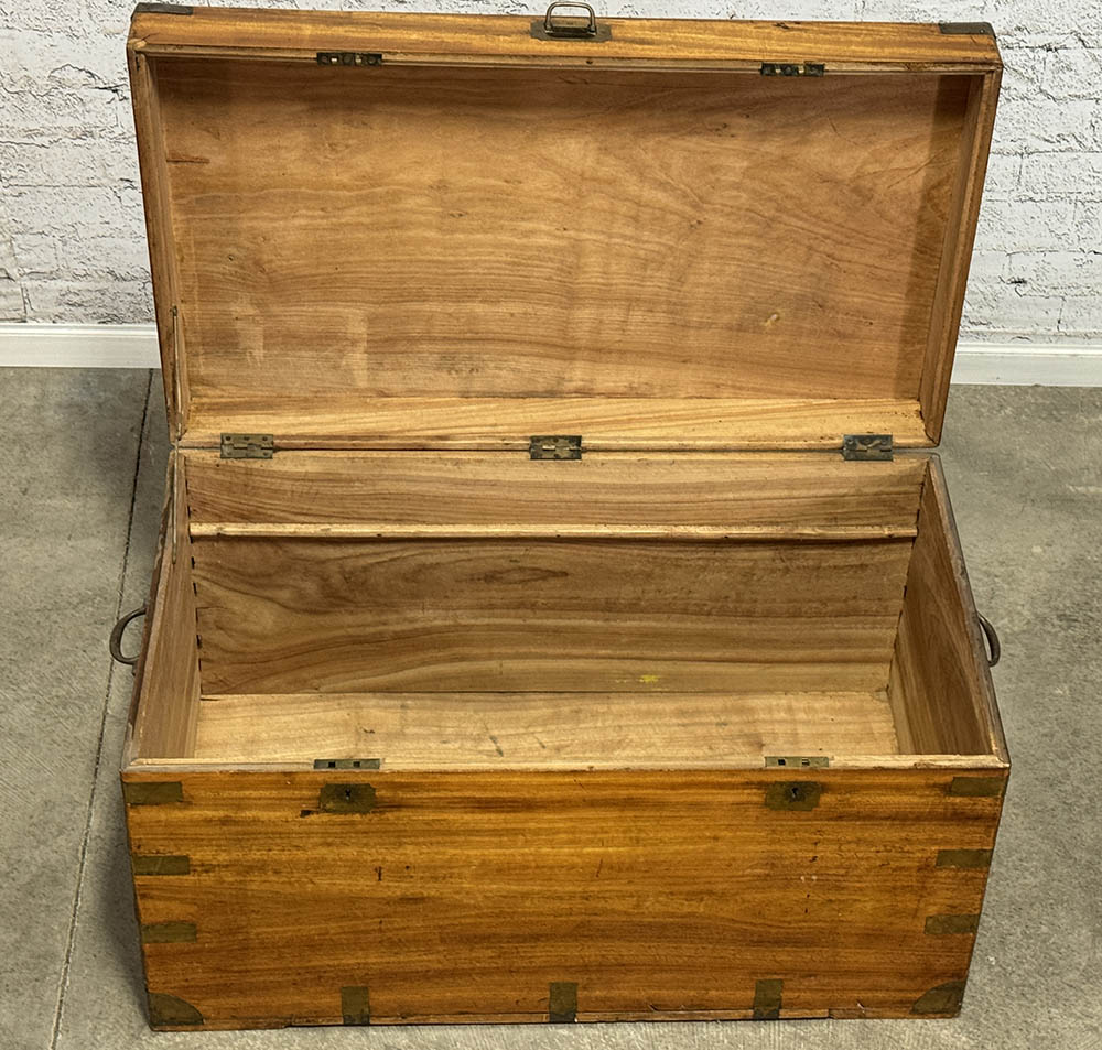 Vintage Trunk