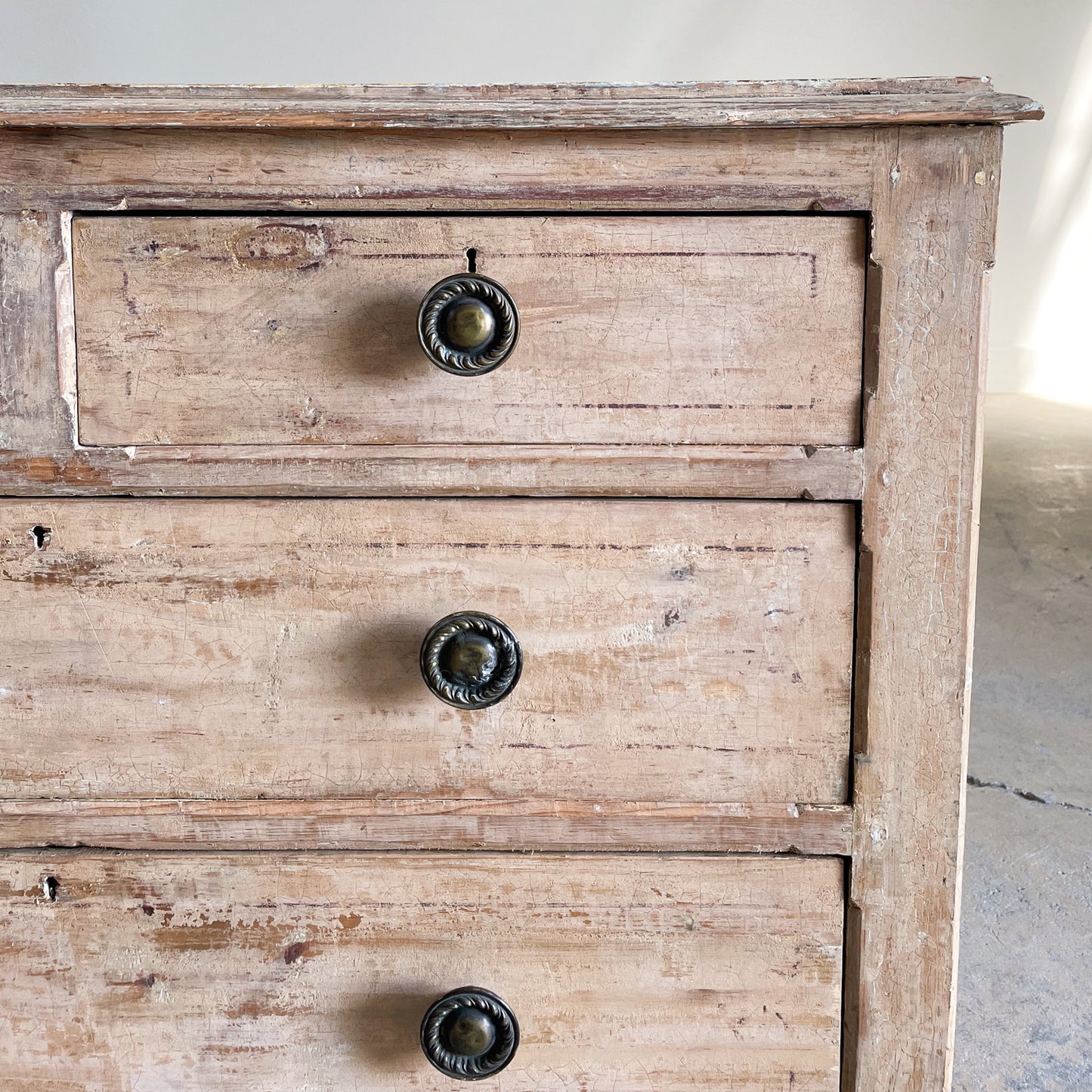 English Antique Chest of Drawers