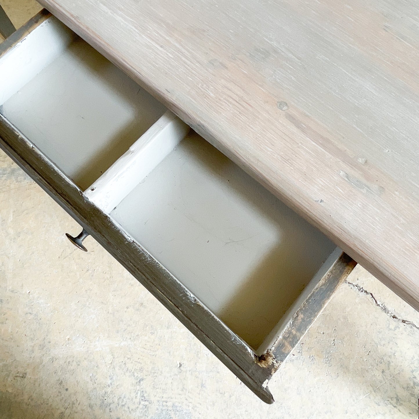 French Drapers Table