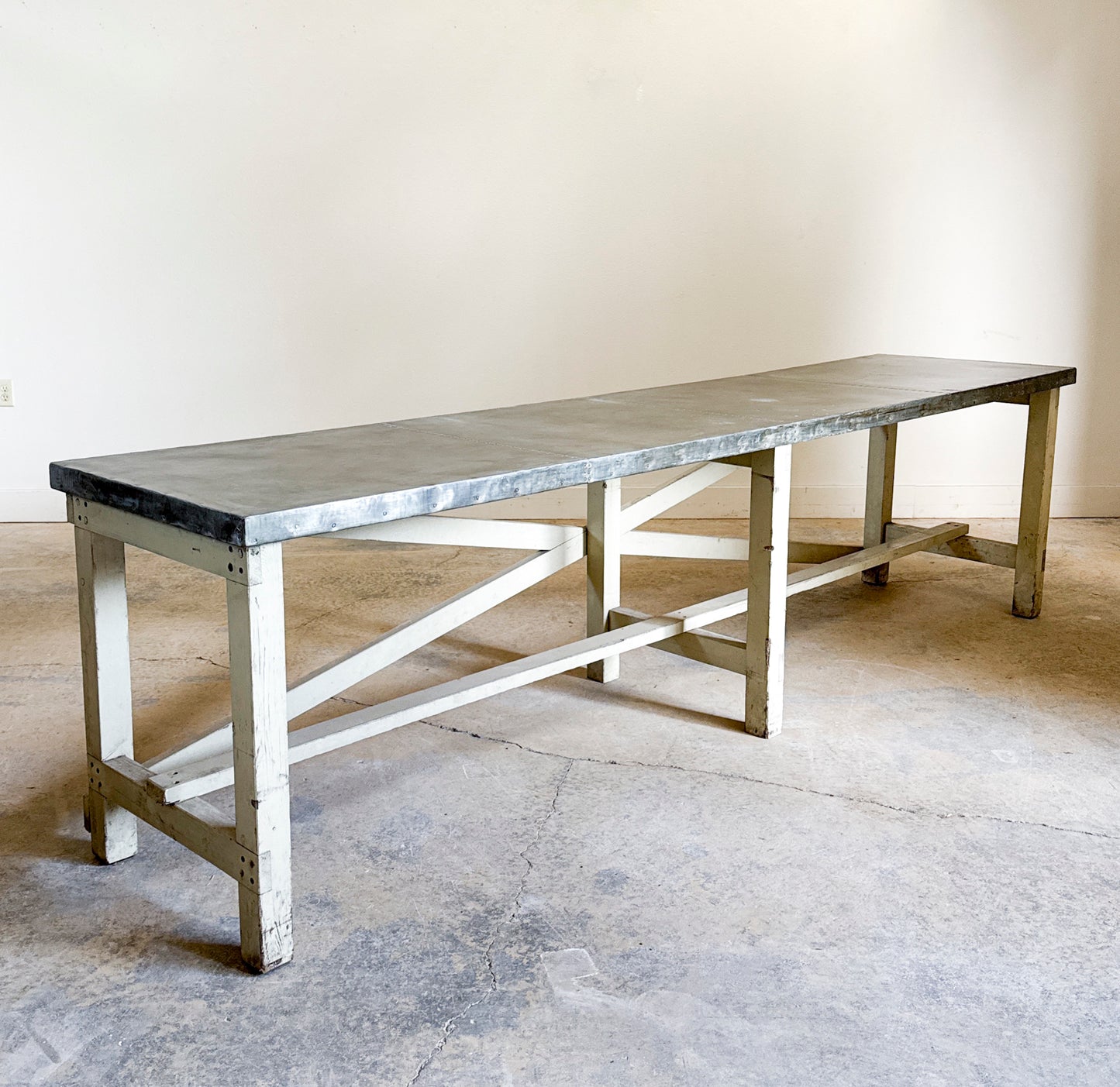 European Zinc Top Table