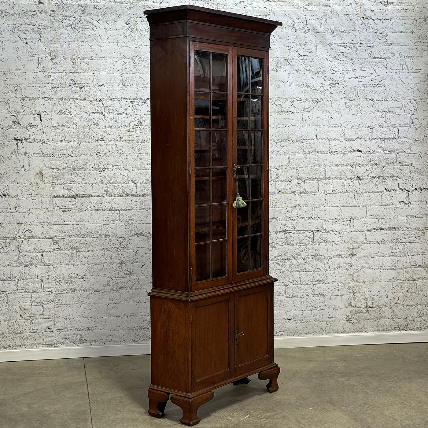 Handsome Antique English Mahogany Bookcase c.1900