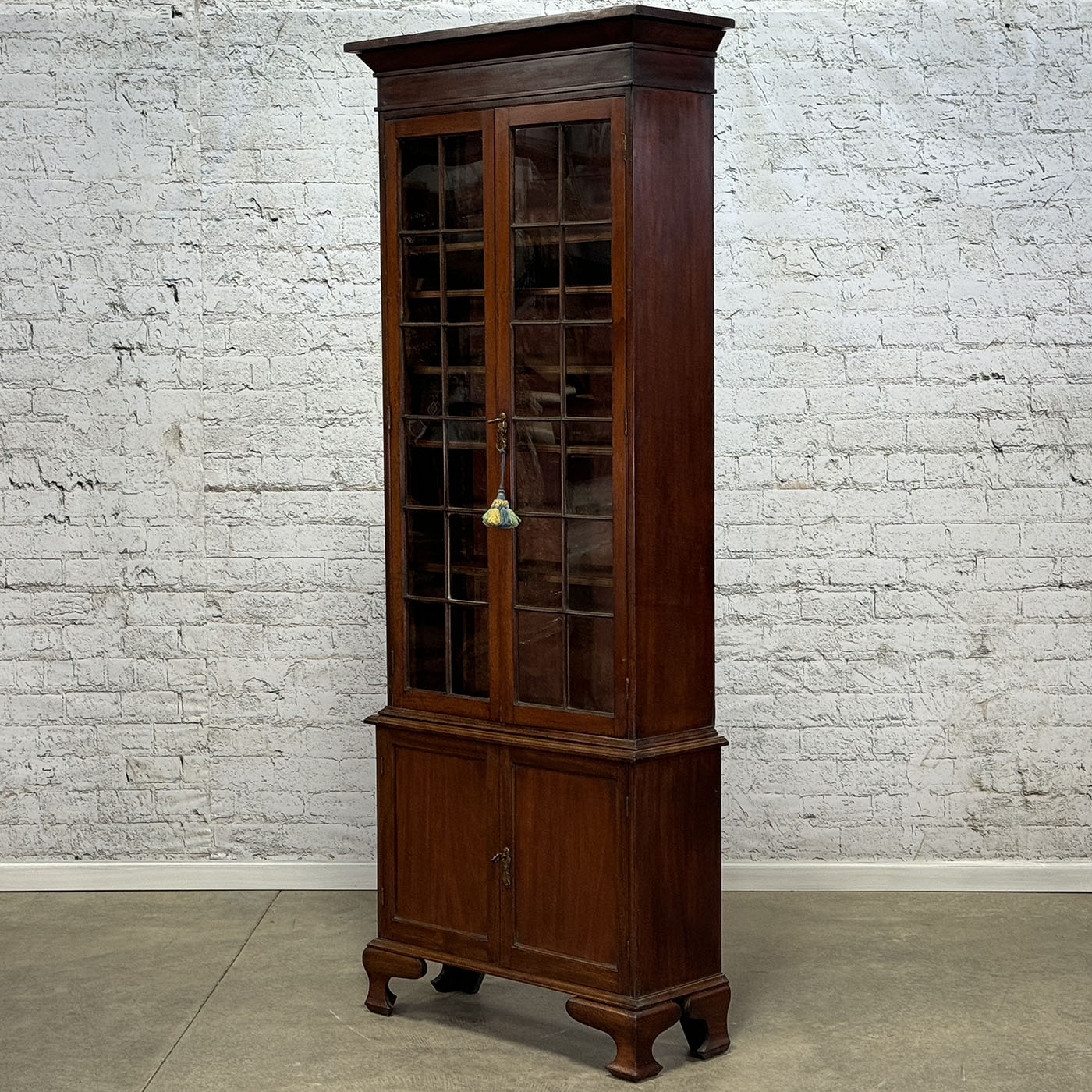 Handsome Antique English Mahogany Bookcase c.1900