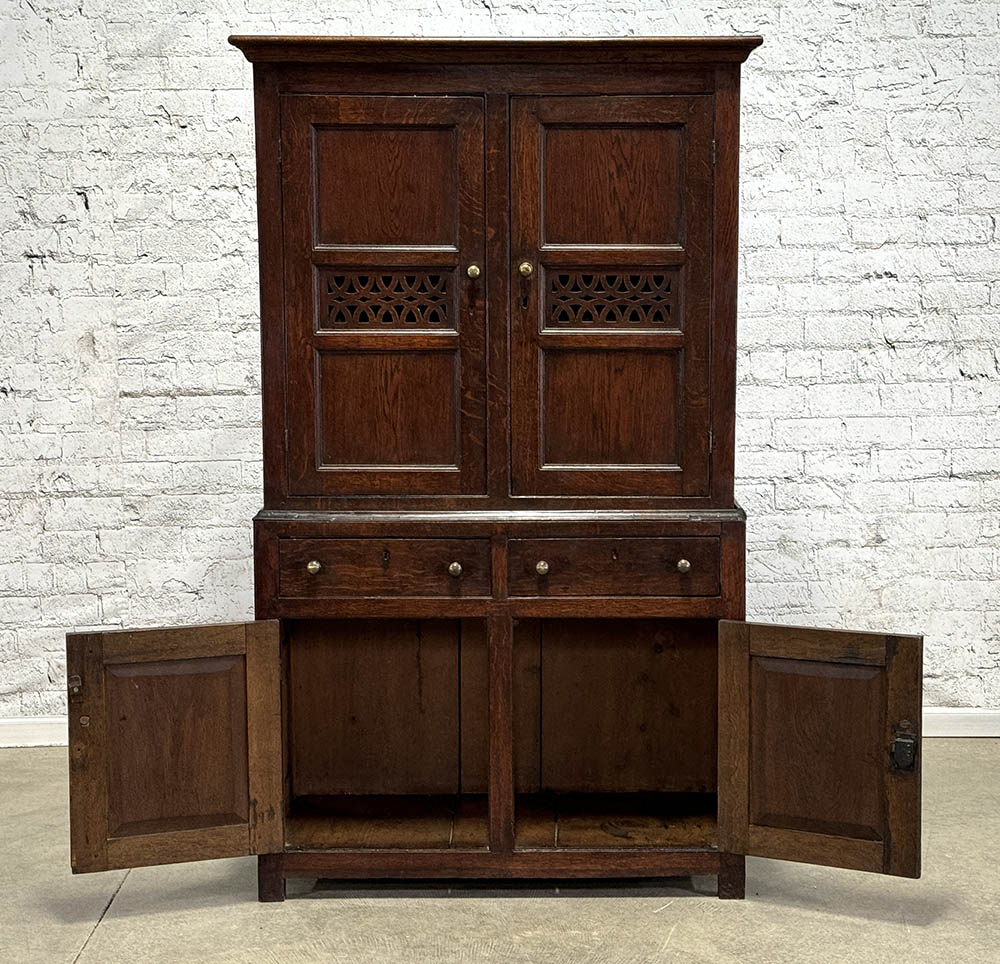 Early19th Century Welsh Oak Bread & Cheese Cupboard