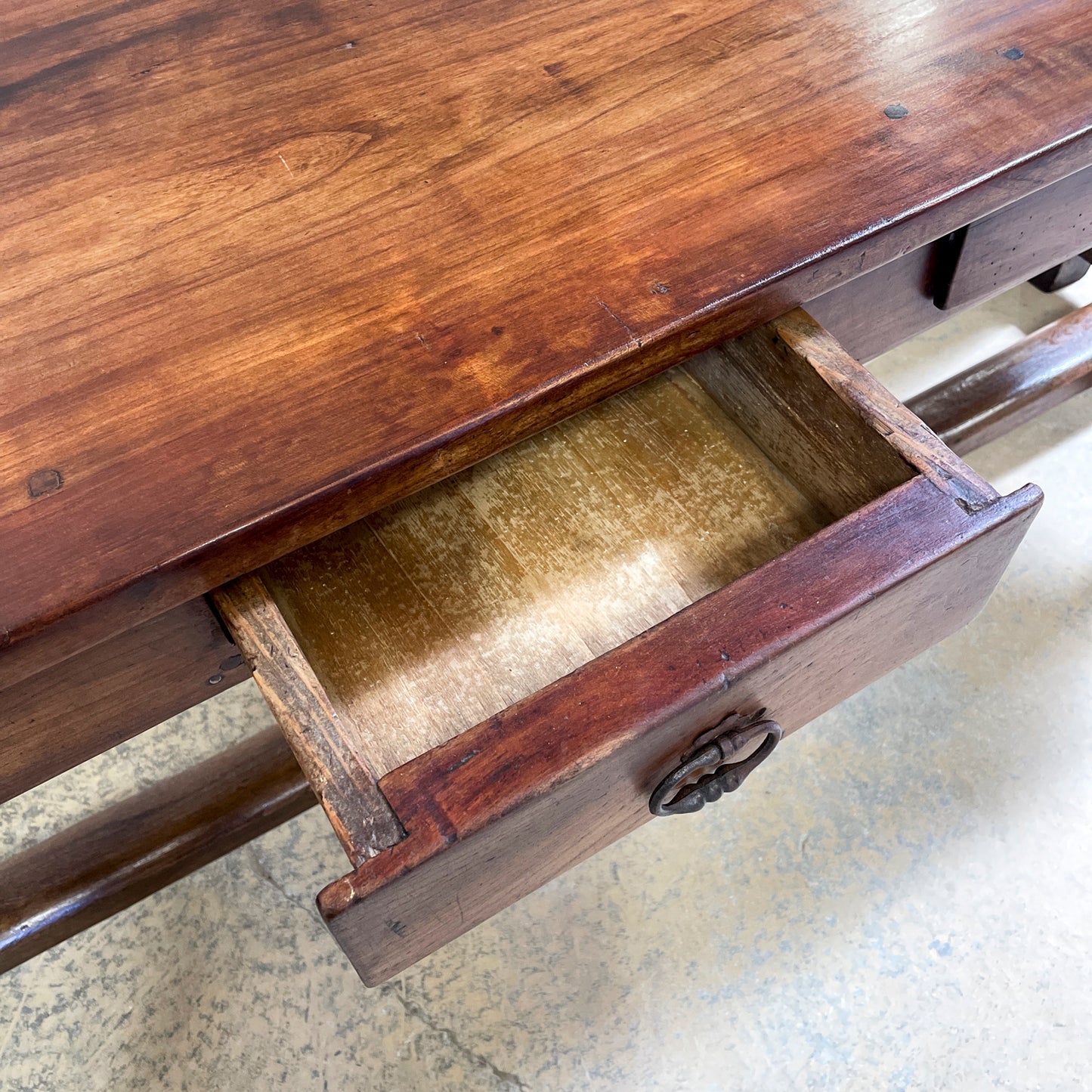 French cherry Server