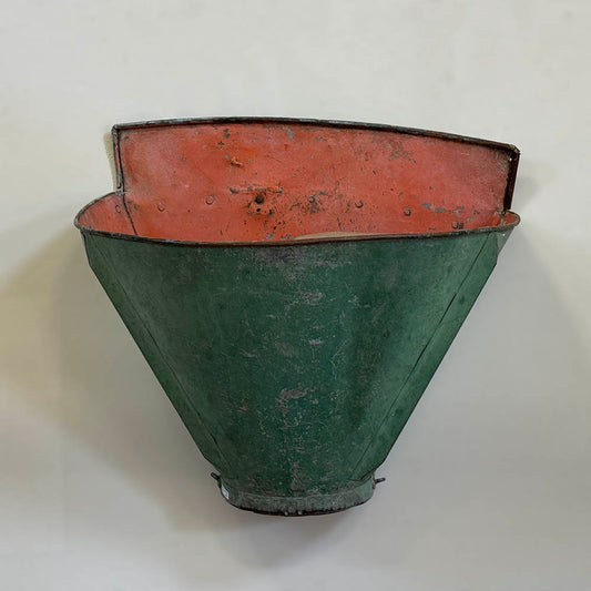 Vintage Metal Green Grape Hod