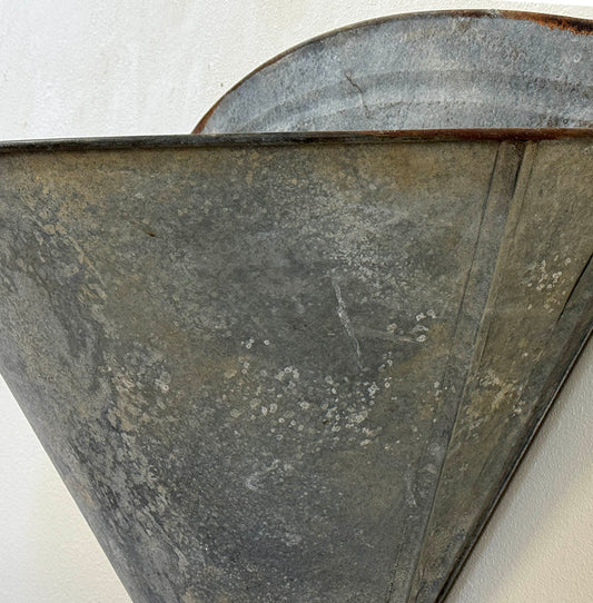 Vintage Metal Grape Hod