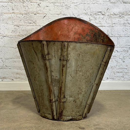 Antique Burgandy Grape Hod