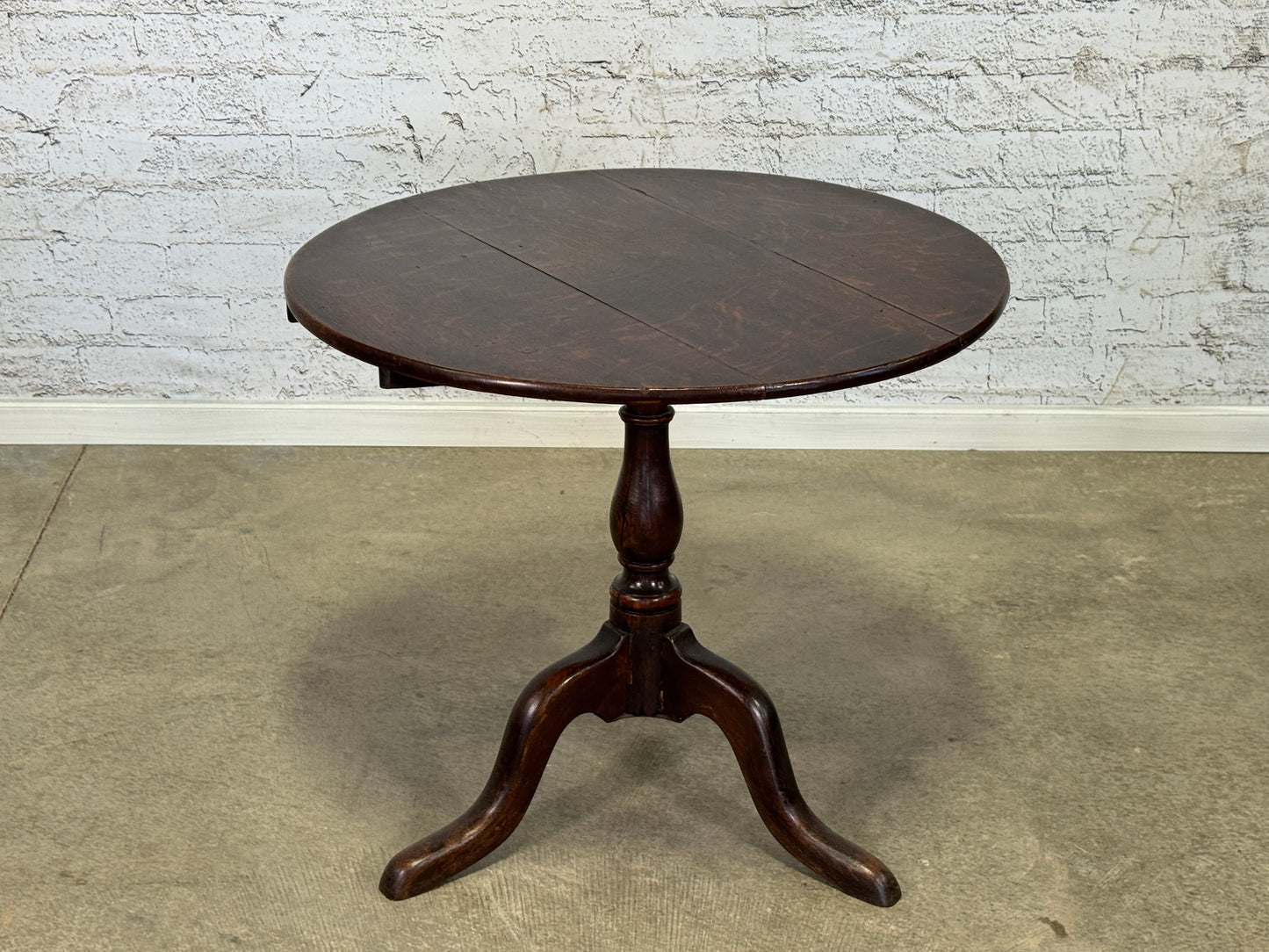 Antique Oak Pedestal Table