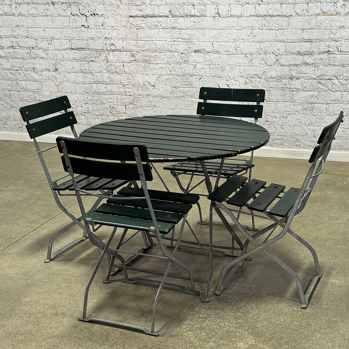 Vintage Round Outdoor Table Set with Four Chairs