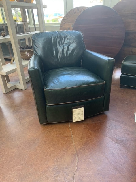 L3121-01SW Leather Swivel Chair