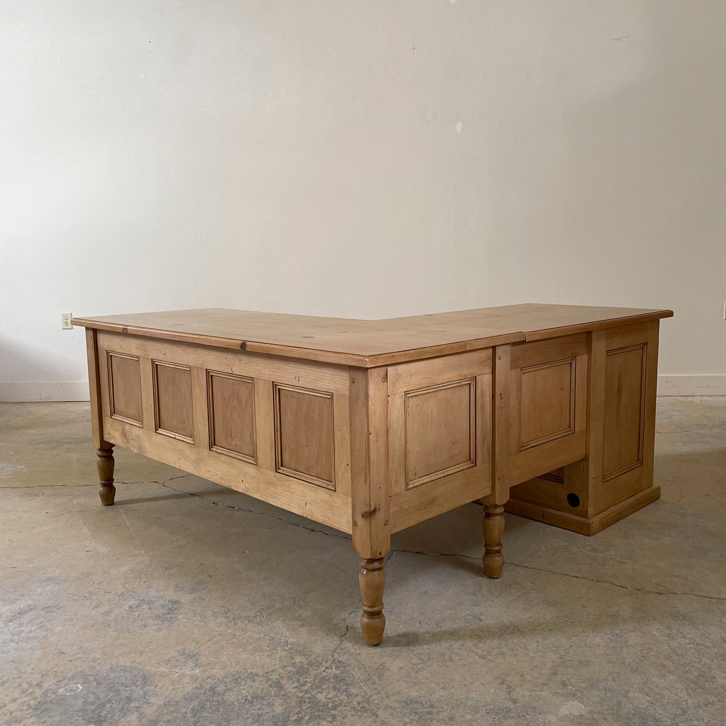"L" Shape Pine Desk
