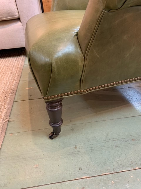 1009-01 Leather Chair with Natural Brass Finished Nailheads