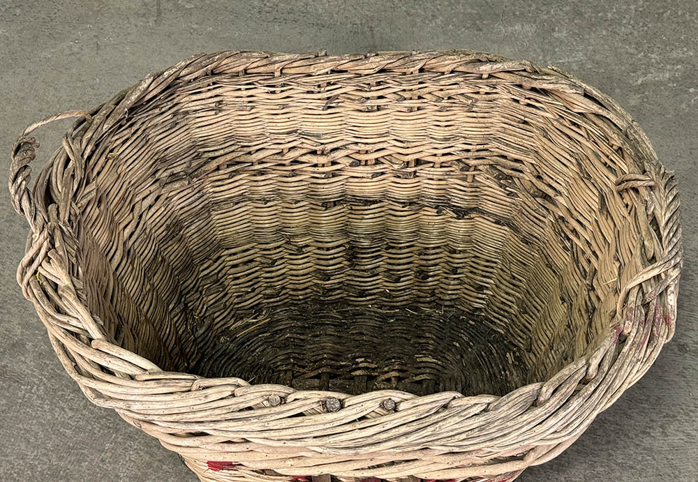 Champagne Basket