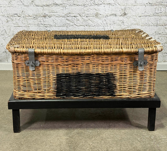 Travel Basket on Stand