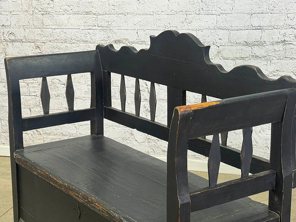 Antique Bench with Storiage