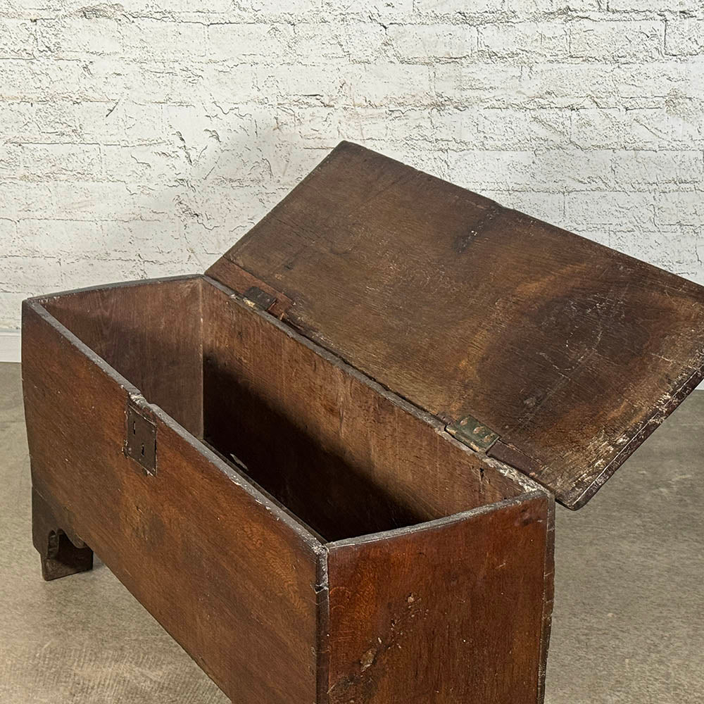 17th Century English Oak Coffer