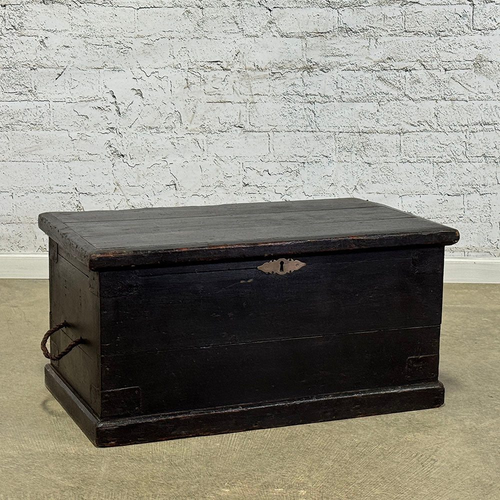 Antique English Painted Pine Rustic Box with Rope Handles