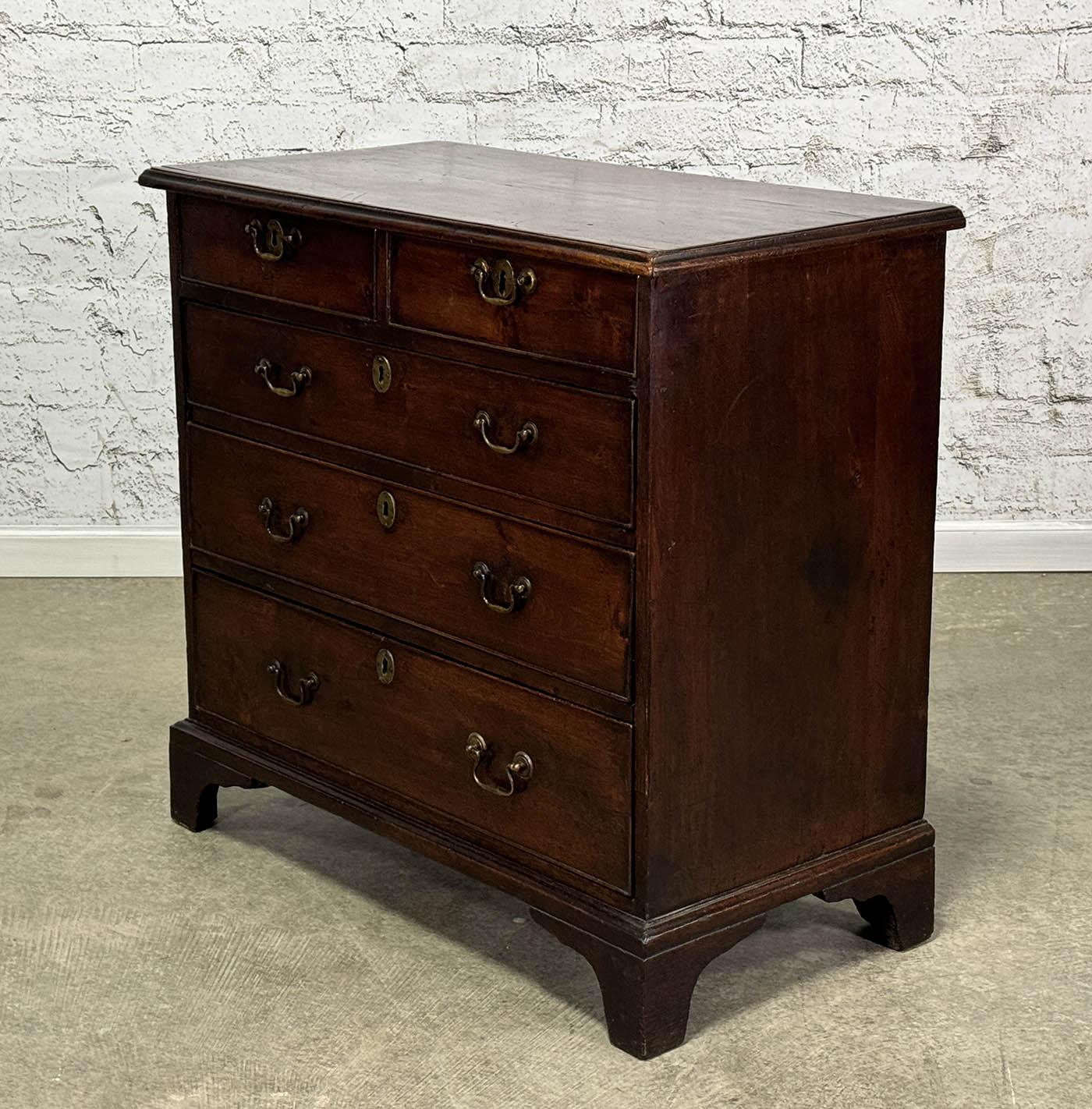 Antique English 5 Drawer Mahogany Chest