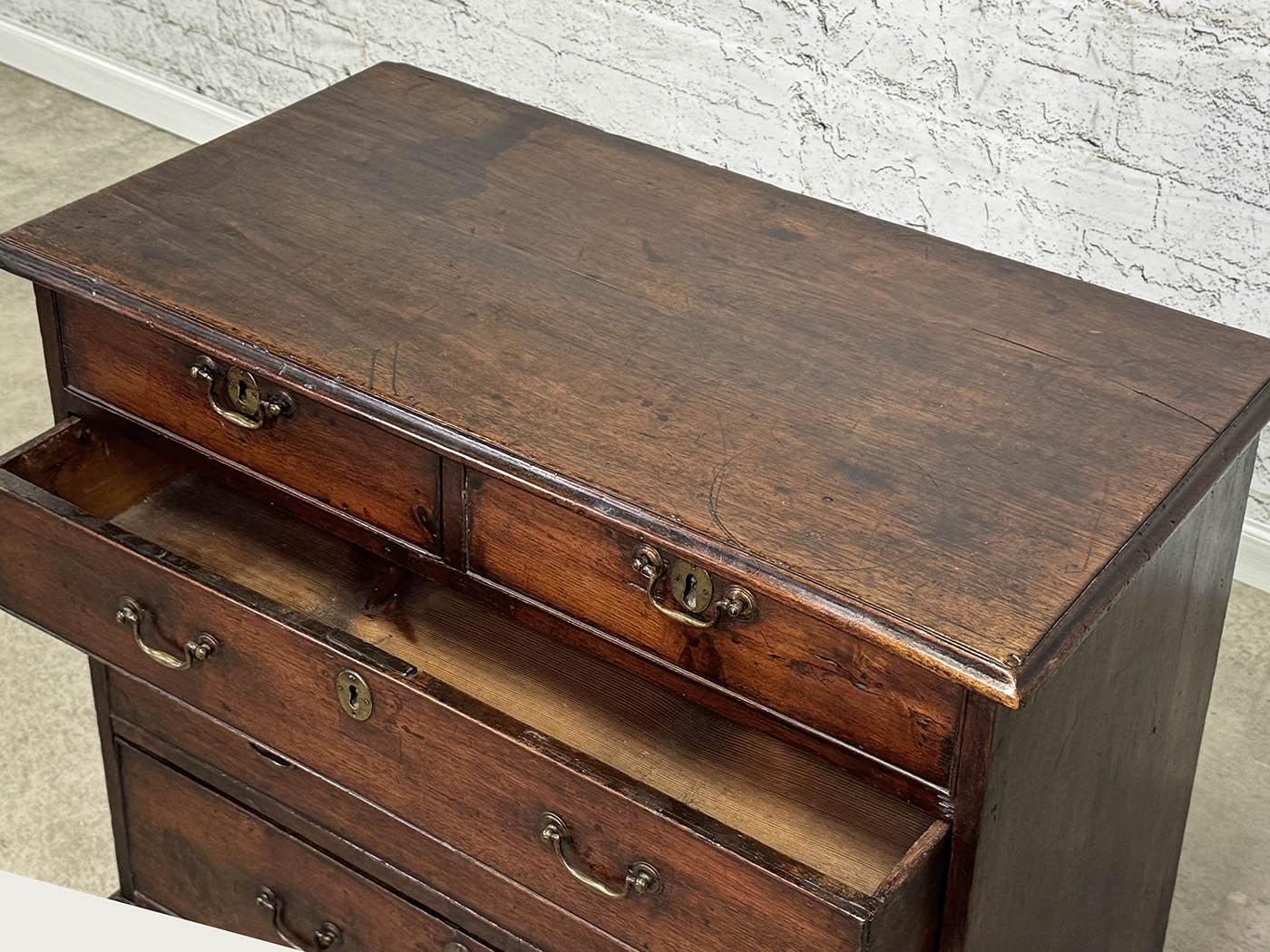 Antique English 5 Drawer Mahogany Chest