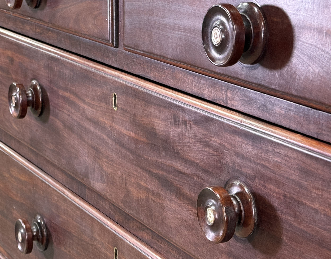 Antique Mahogany Chest of Drawers c.1850