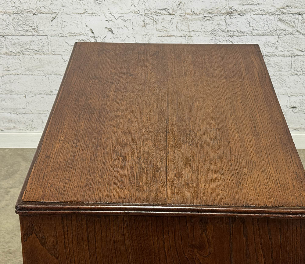 Antique English Oak Chest of Drawers