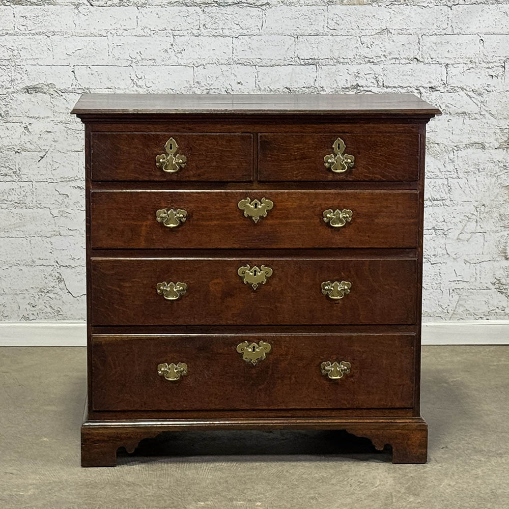 Antique English Oak Chest of Drawers