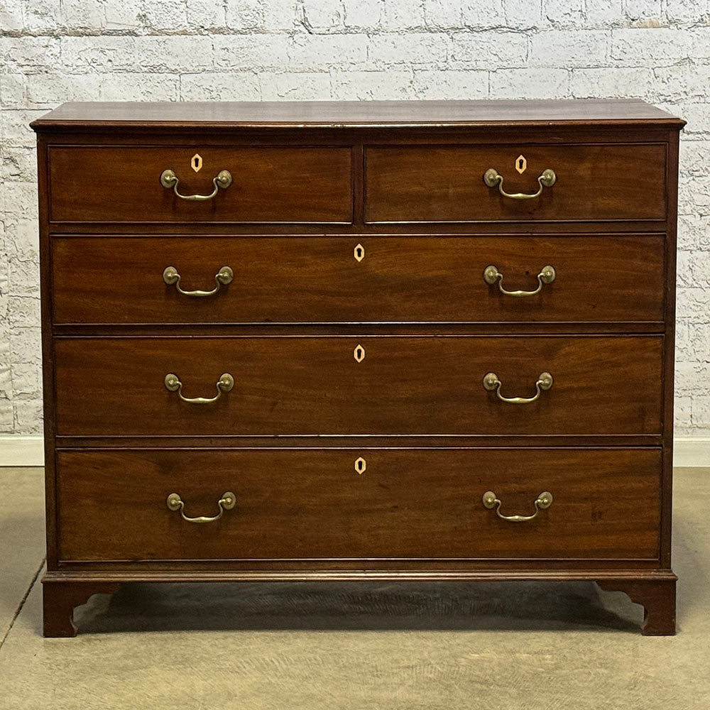 Antique English Mahogany Chest of Drawers