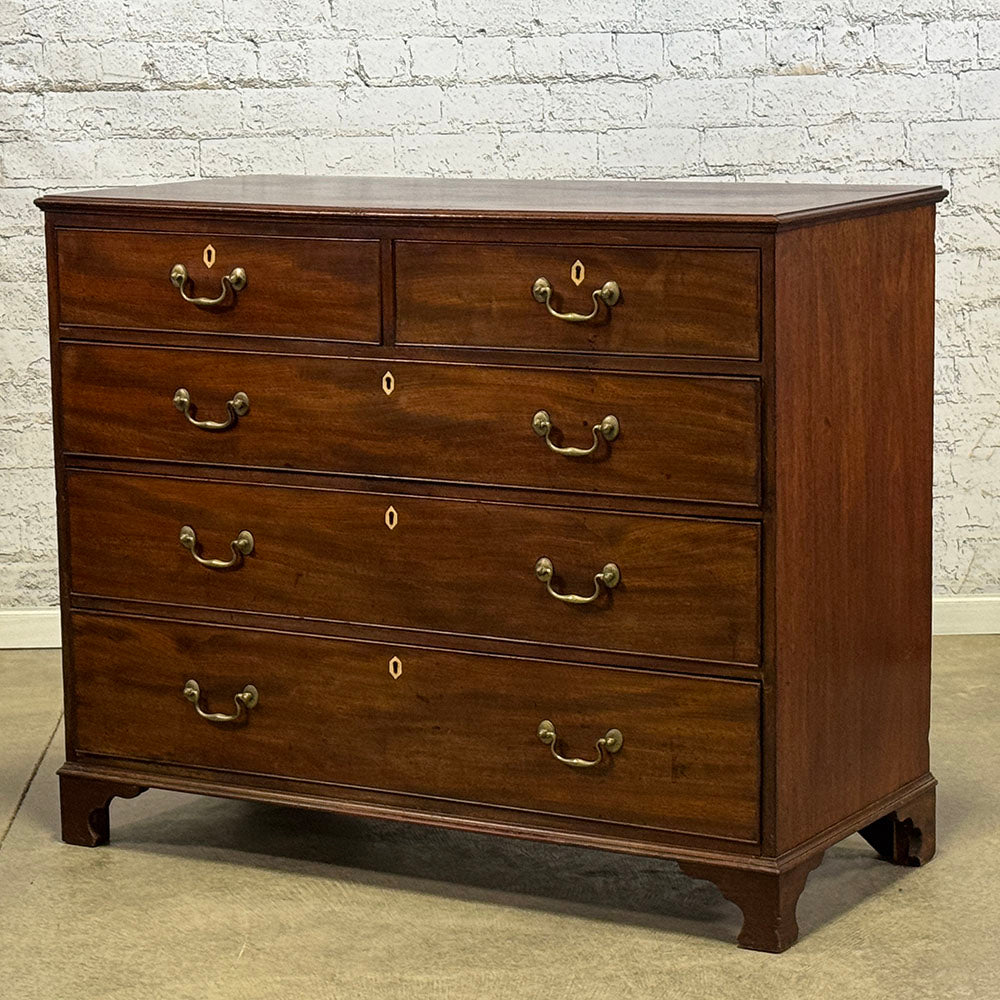 Antique English Mahogany Chest of Drawers