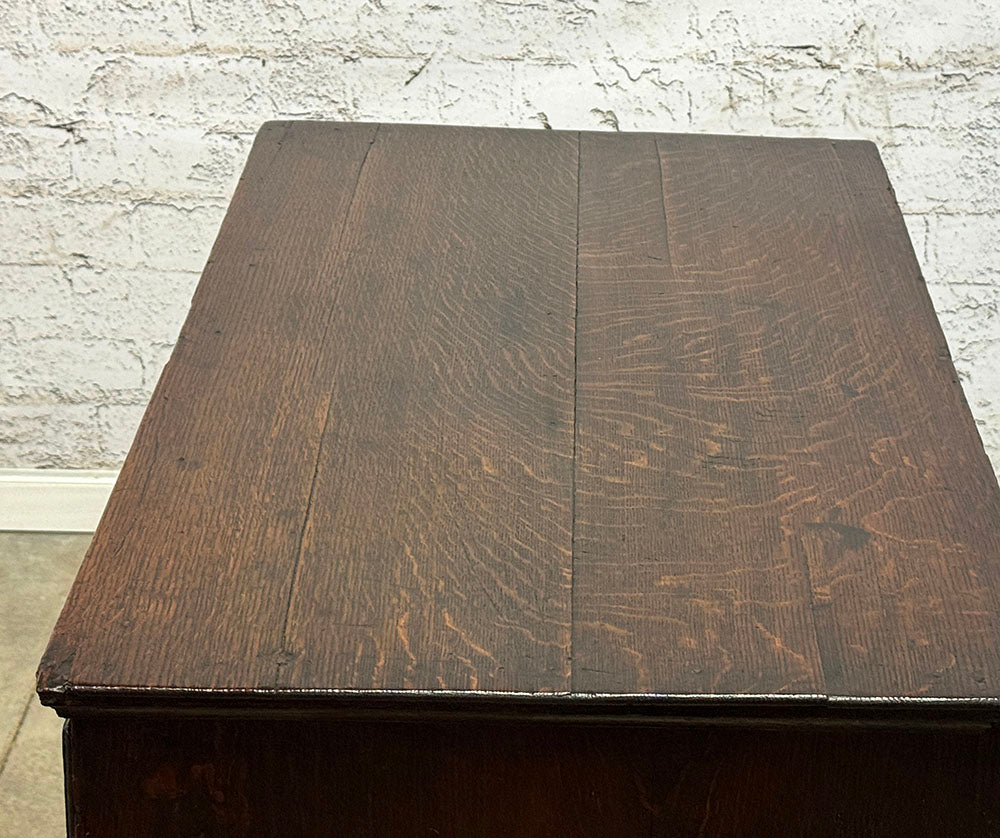 Georgian Oak Chest of Drawers with Original Handles