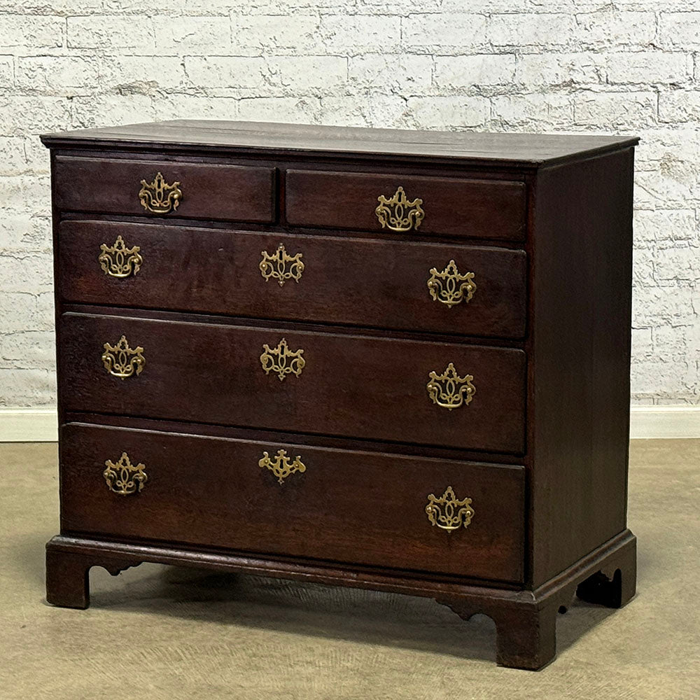 Georgian Oak Chest of Drawers with Original Handles