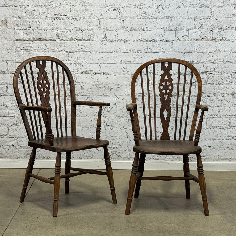 Antique Wheelback Windsor Arm Chair