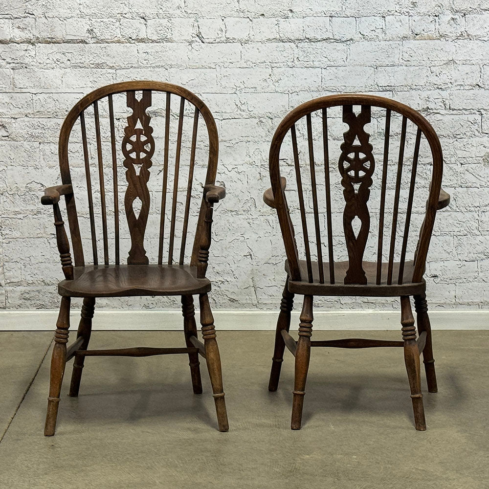 Antique Wheelback Windsor Arm Chair