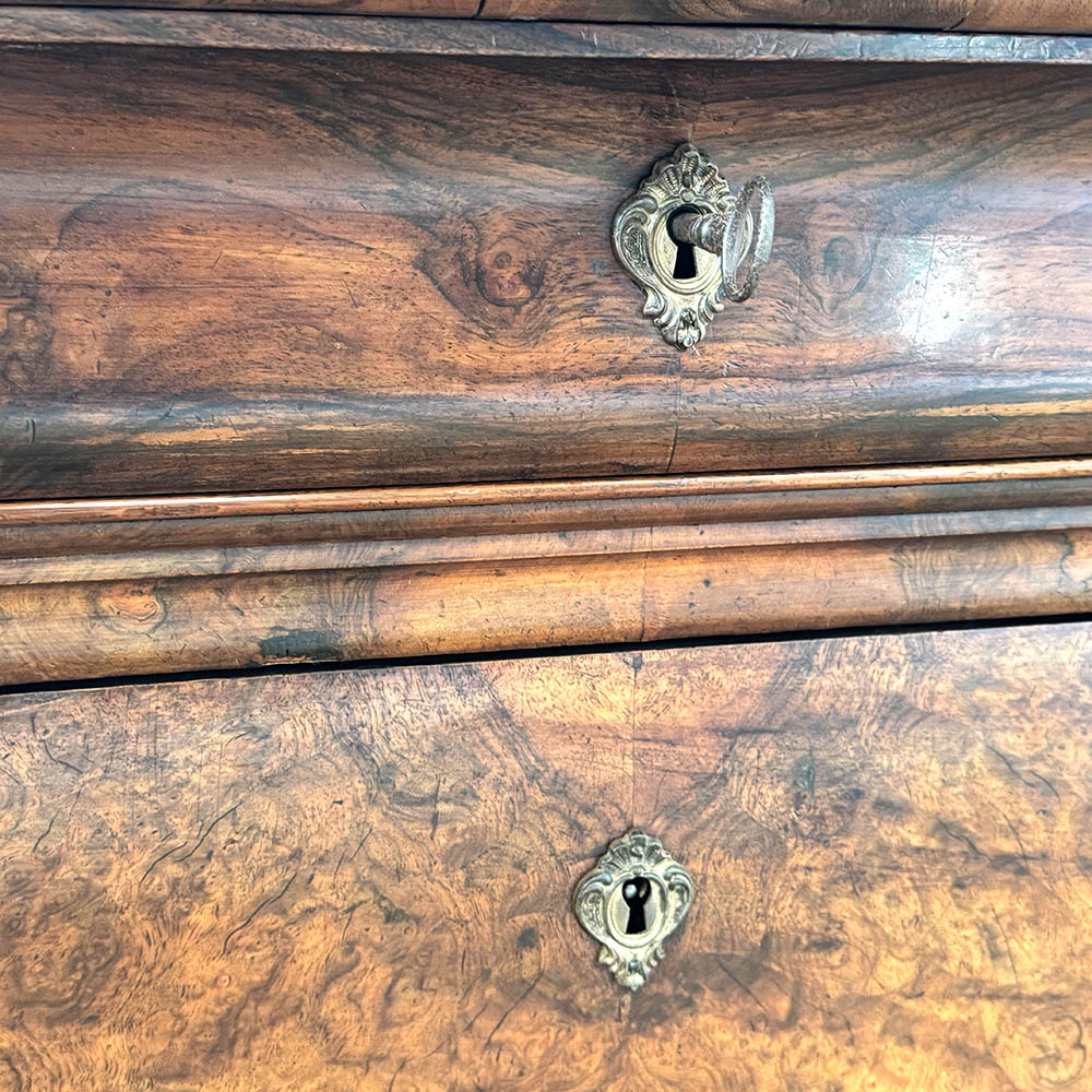 Antique Burr Walnut Buffet With 2 Keys