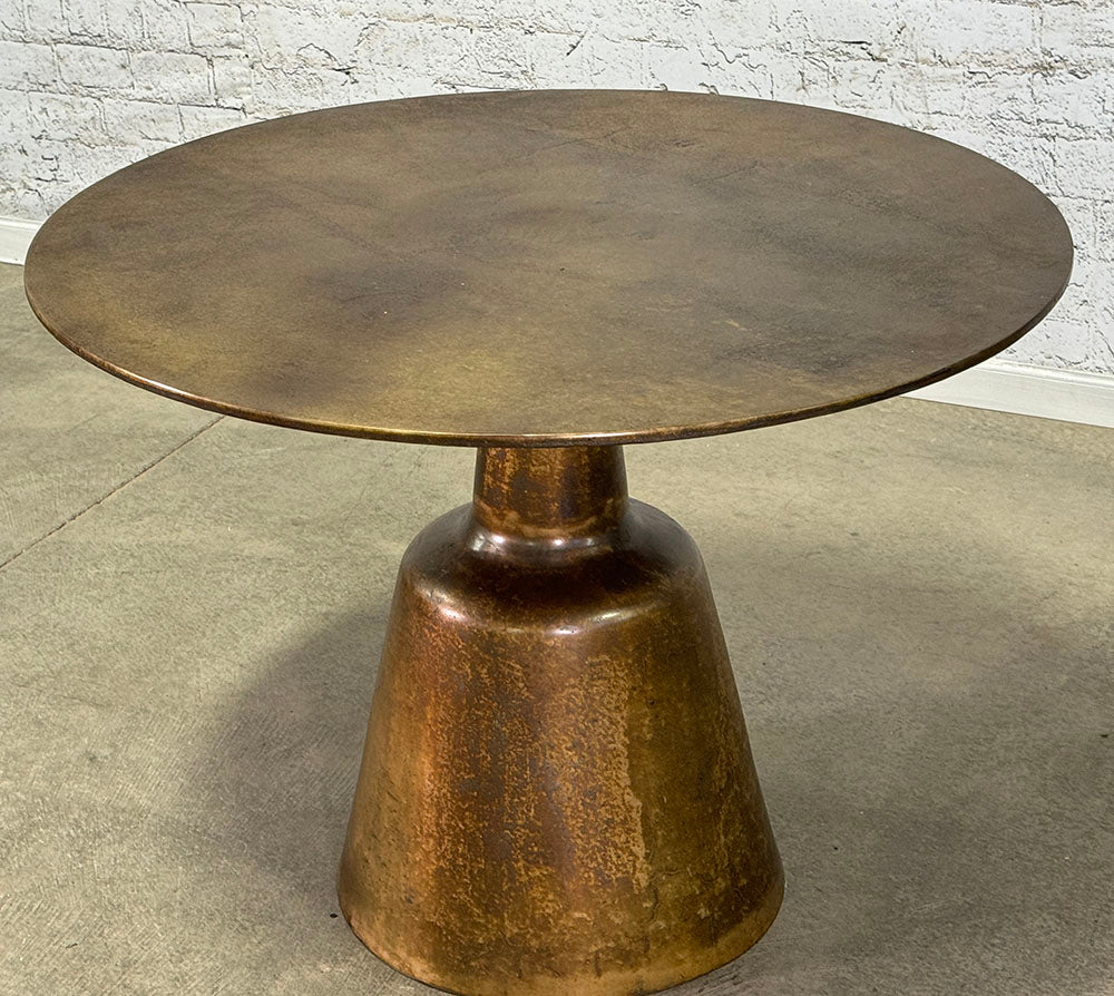 Cast Aluminum in Brass Antique Finish 40" Round Table