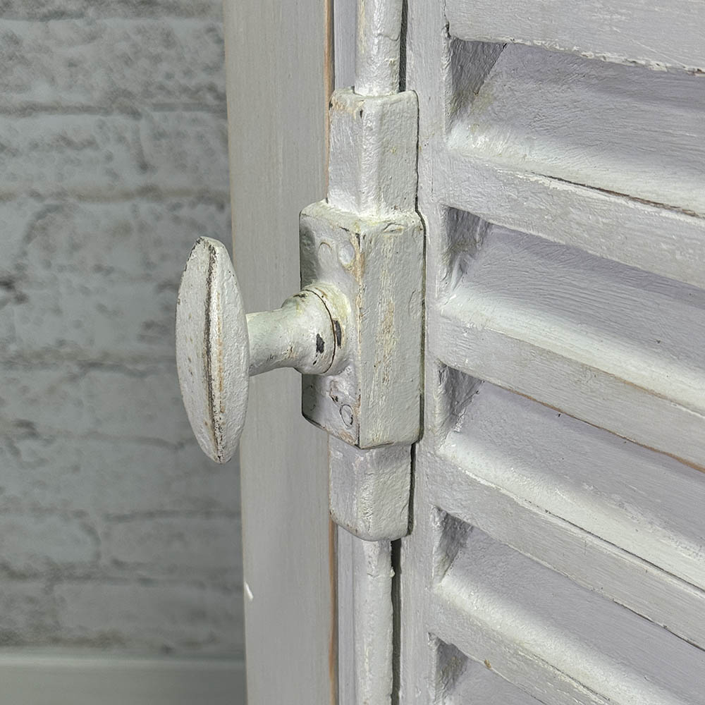 Single Door Cupboard with Antique Shutter