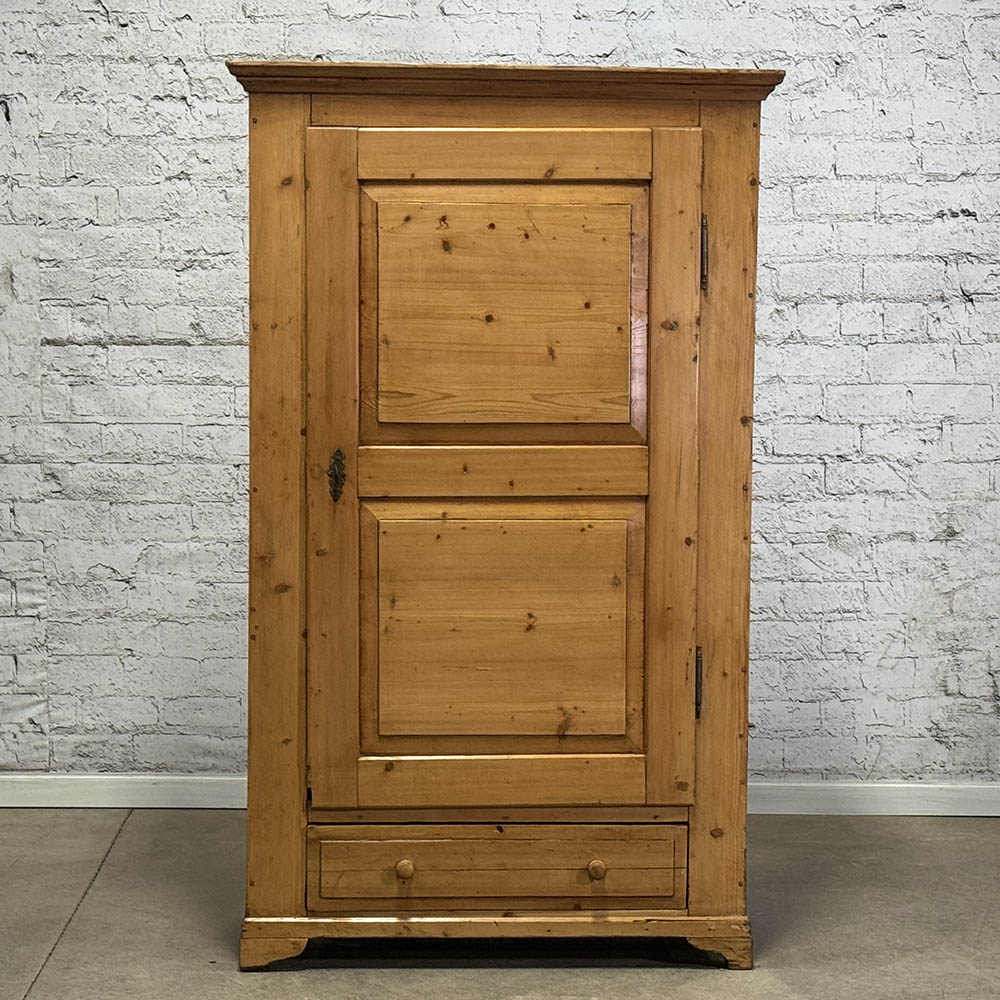 Pine Kitchen Cupboard with Drawer