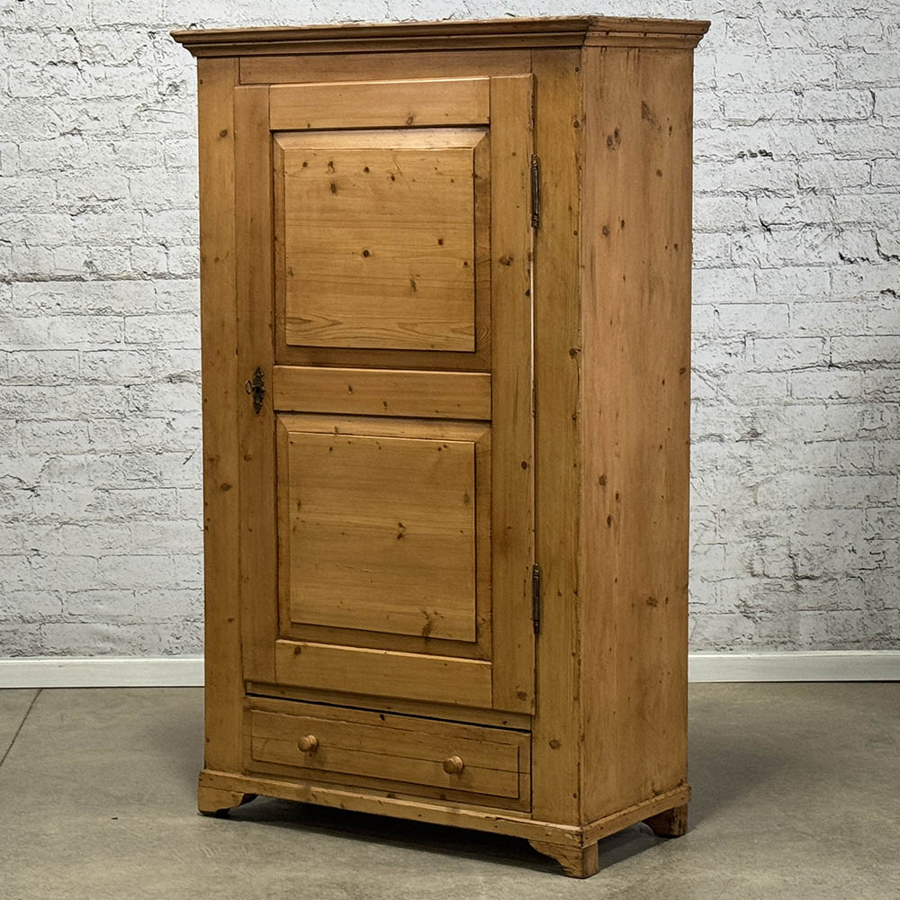 Pine Kitchen Cupboard with Drawer
