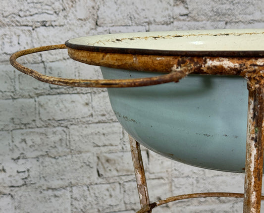 Traditional Vintage Enamel Washstand