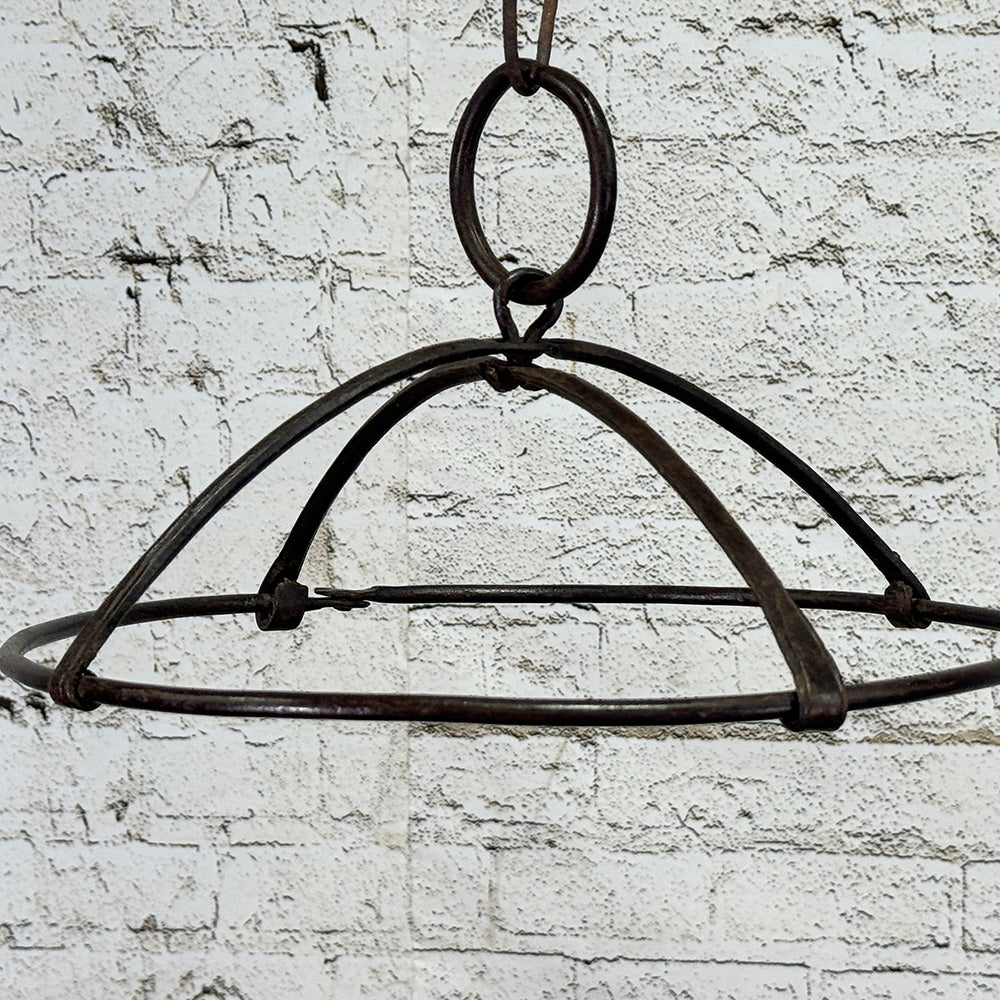 Medium Iron Well Hanger