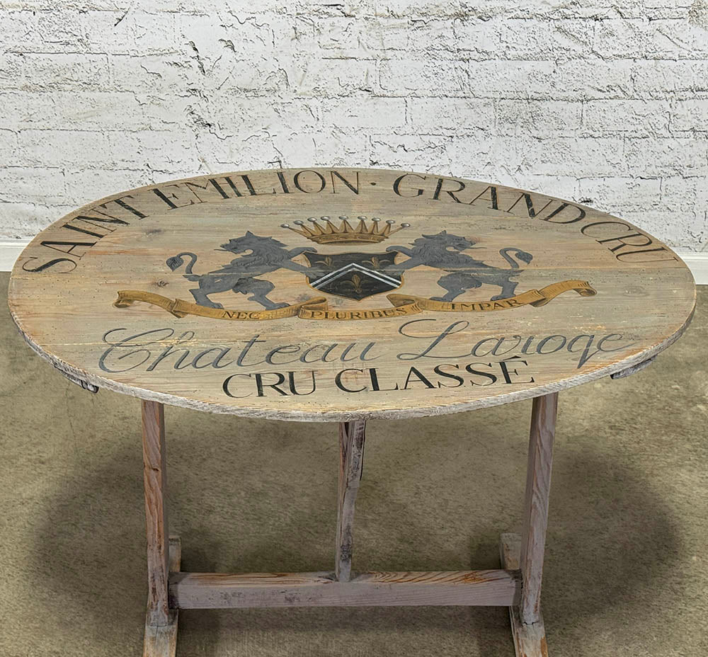 Antique Painted Vendage Table