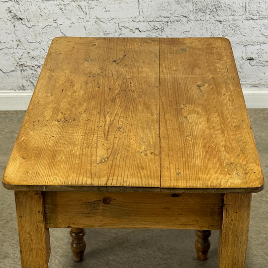 Pine Side Table with Turned Legs